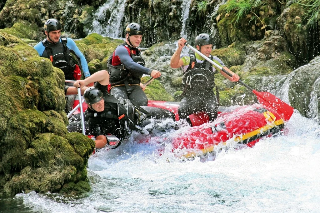 Rafting na Uni