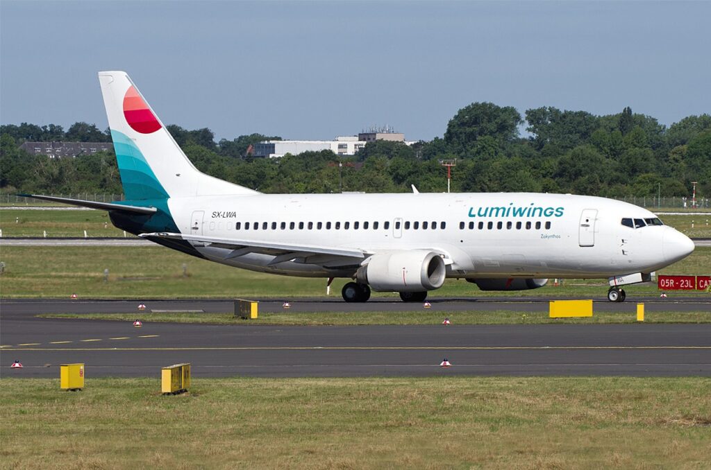 Sx Lwa Lumiwings Boeing 737 330