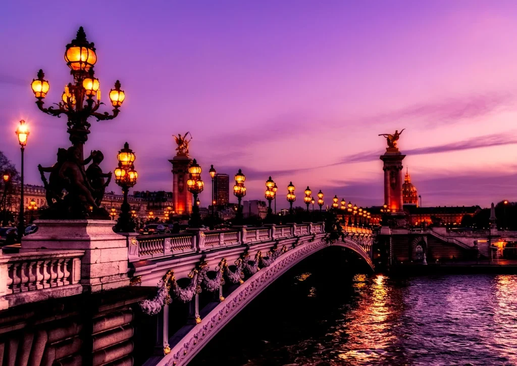 Pariz noću